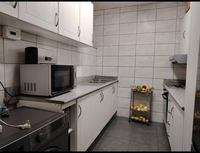 2 BEDROOM PROPERTY TO RENT IN ASHLEY